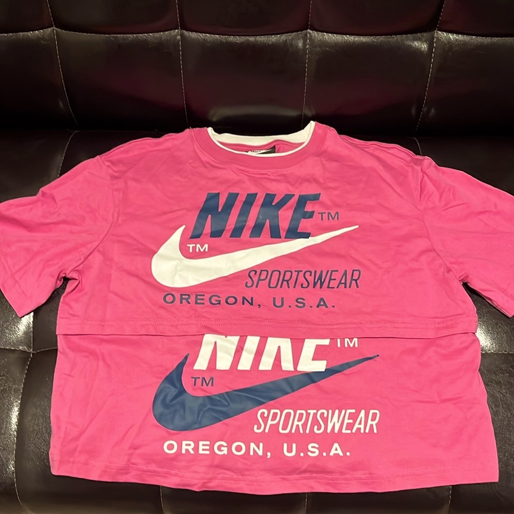 New Nike Top Size XS